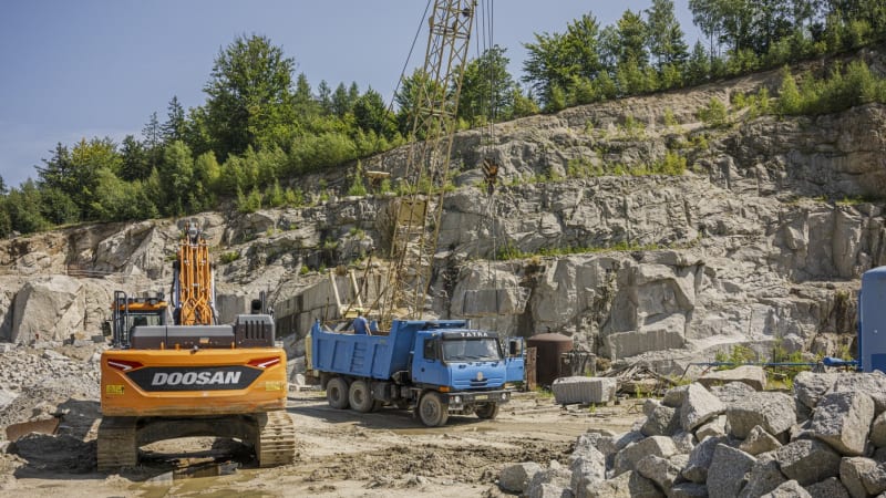 Hledání míst pro těžbu: Lidé se v Česku staví na odpor proti novým kamenolomům