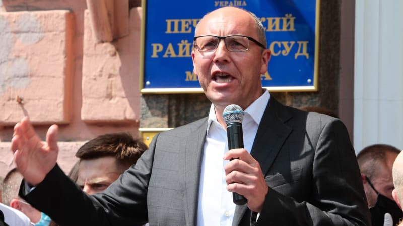 Vražda bývalého šéfa ukrajinského parlamentu: Po střelci se pátrá, Zelenskyj vyjádřil soustrast