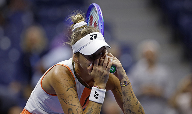 Před půl rokem jsem nedržela raketu a teď hraju čtvrtfinále? Šok, žasla Vondroušová