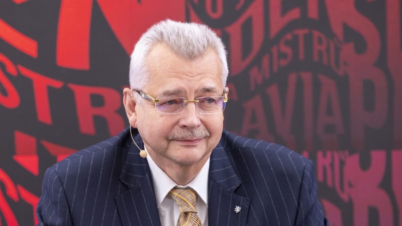 Tvrdík chce přejmenovat ulici u stadionu Slavie. Hodlá vzdát hold slavnému kanonýrovi