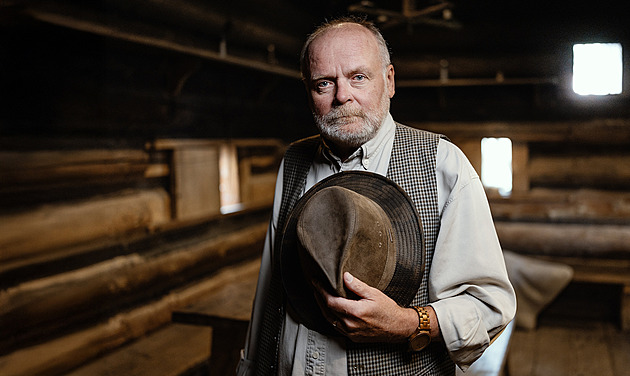 Rozmohl se nám tady takový nešvar, říká Bareš o obsazování rolí do filmů a seriálů