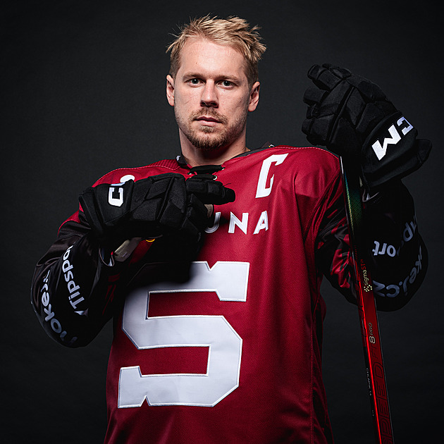 Očekávaný krok po loučení s oporami. Novým kapitánem Sparty se stal Chlapík