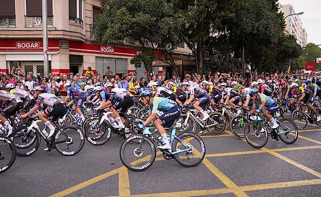 Červený dres mění majitele. Vingegaard na Vueltě znovu vede, etapu má Vine