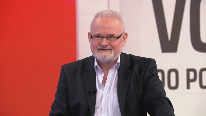 Schmarcz o povolenkách: Zelený nesmysl zdvojnásobí inflaci. Farský s Piráty lidem lžou