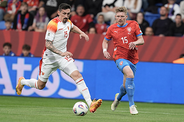 ONLINE: Černá Hora - Česko 0:1, v úvodu se trefuje Červ, pak Schick zahazuje šanci