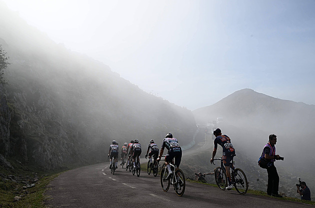 To nejtěžší, co jsme zažili. Jak Vingegaard nenašel skulinu v Almeidově brnění