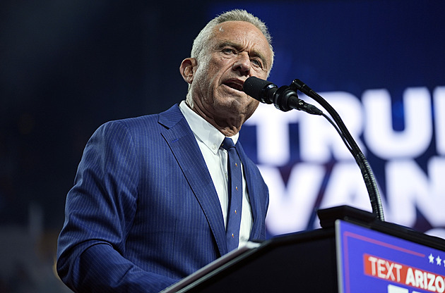 Nekompetentní a pomýlený. Kennedy je hrozbou pro Američany, tvrdí jeho rodina