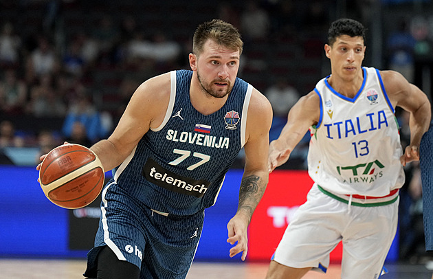 Fantastický Dončič dal polovinu bodů Slovinska, s EuroBasketem se loučí Francie