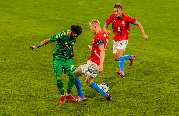 To se nepovedlo, pískot jsme si zasloužili, řekl zastupující kapitán fotbalistů Jemelka