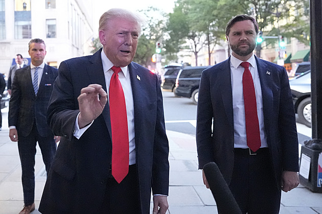 Co se to děje s Ruskem? A je to tady, reagoval Trump na dronový útok v Polsku