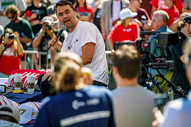 V USA zastřelili aktivistu a Trumpova podporovatele Charlieho Kirka