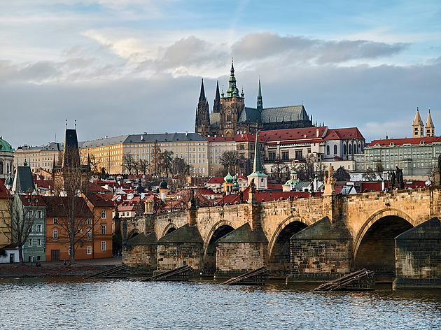 Pražský hrad dostává jinou tvář. Ukázal nové logo i písmo