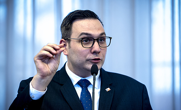 Lipavský si předvolal ruského velvyslance kvůli dronům v Polsku