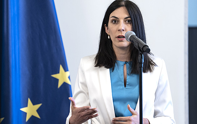 Pekarová prozradí důvod svého konce v politice v knize. Chce odejít do byznysu