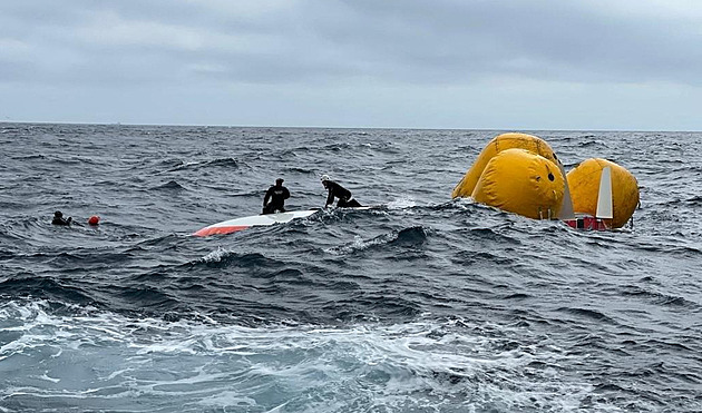 V Kongu zemřelo po převrácení lodi 107 lidí a dalších 146 se pohřešuje