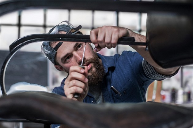 Řemeslníci či opraváři patří v Praze mezi nejlépe placené profese, ukazuje analýza