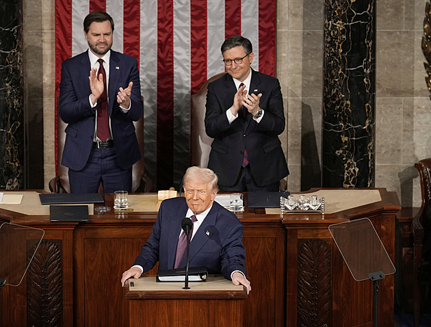 Trumpova armáda? Republikáni se štěpí do nejméně pěti frakcí, jdou si po krku