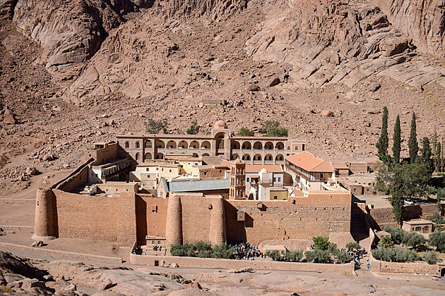 Egypt mění posvátné místo v luxusní resort, klášter z 6. století je v ohrožení