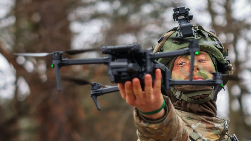 ANALÝZA: Útoky levných ruských dronů? NATO nemá pádnou odpověď, odhalil incident v Polsku