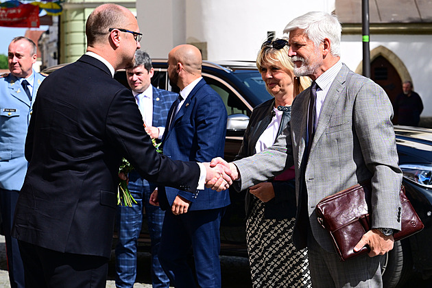 Prezident přijel na východ Pardubického kraje, chce vidět i vyloučenou čtvrť