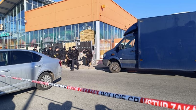 Posun v případu vraždy prodavaček v Hradci. Mladík byl příčetný, policie navrhla obžalobu