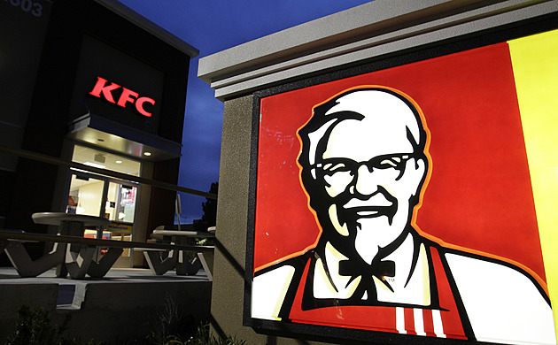 Prodlužování trvanlivosti masa? Inspekce prověřuje praktiky v KFC