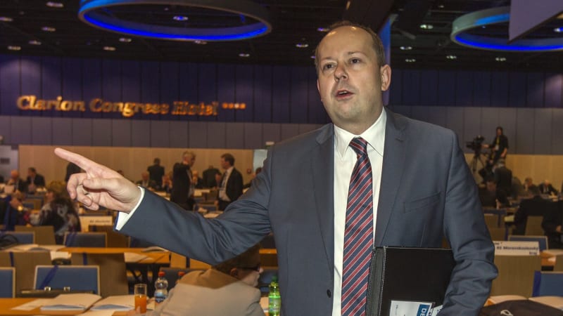 V kauze Dozimetr navrhují policisté obžalovat exposlance ODS Šnajdra. Měl uplácet