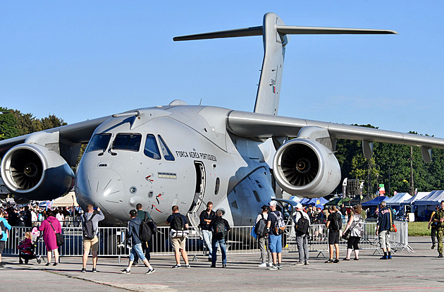 Všechny novinky armády na jednom místě. Na Dny NATO v Ostravě míří tisíce lidí