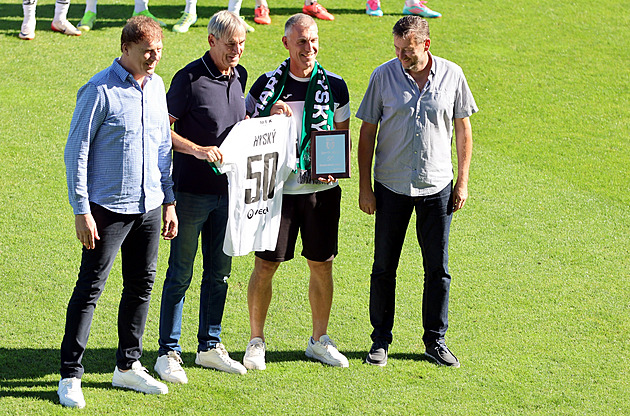 Díky dlouhému autu do čela tabulky. Je to zbraň,  pochvaloval si jablonecký Novák