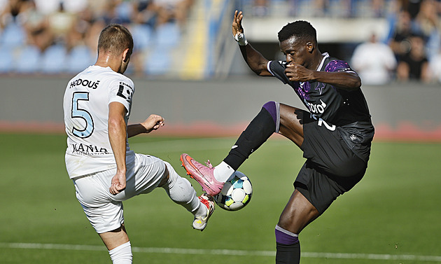 ONLINE: Liberec - Slavia 1:1, tři minuty před koncem srovnává hostující Kušej