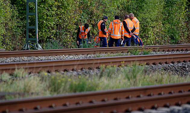 Sabotáž? Německá policie řeší poškození železnice, nevylučuje politický motiv