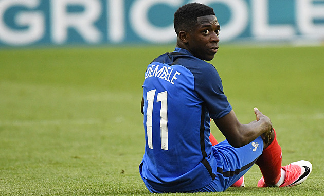 Dembélého cesta: z floutka králem světového fotbalu. Díky ženě