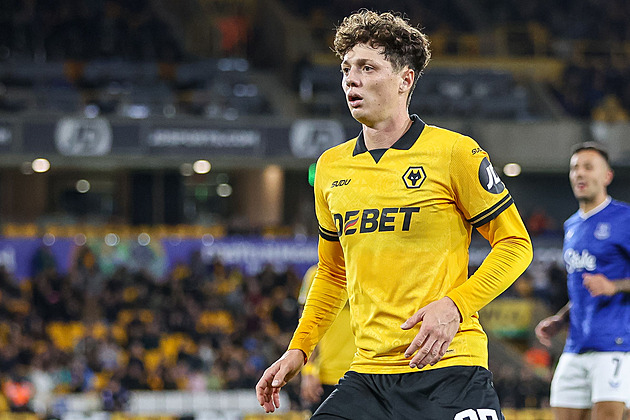 Přispěl ke gólu, zajistil čisté konto. Krejčího po první výhře obdivují fanoušci