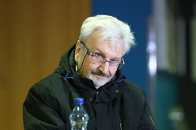 Soud opět projednává případ psychiatra Cimického, čelí obžalobě ze znásilnění