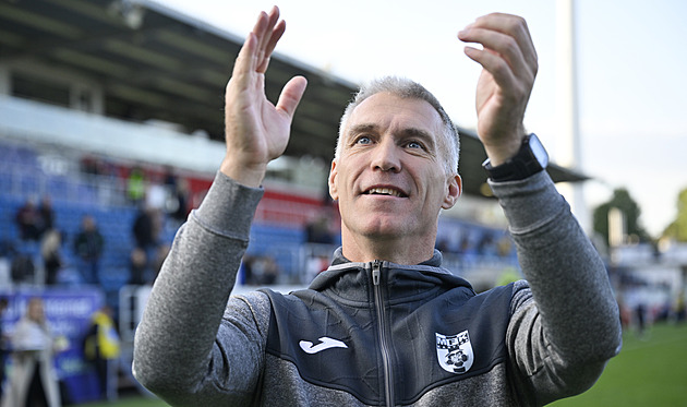 O Hyského se zajímá několik klubů. Brzy se dozvíte více, naznačil kouč Karviné