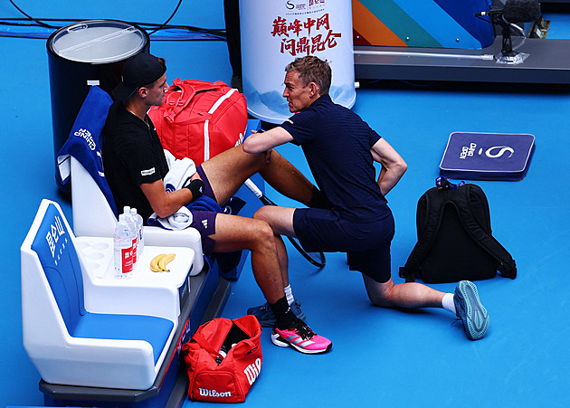 Osm skrečí za tři dny. Šílené, nejde to zvládnout, bouří se vyčerpaní tenisté