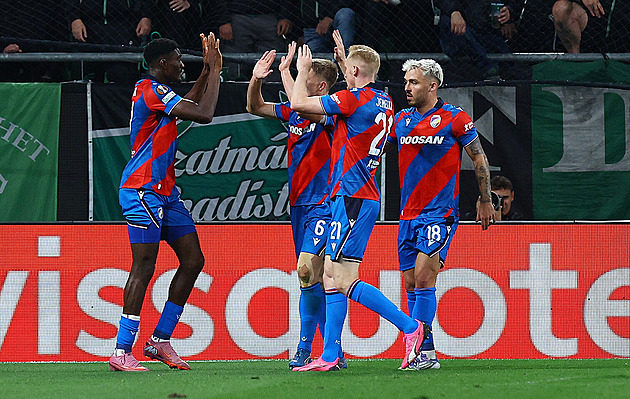 ONLINE: Plzeň - Malmö 0:0, akrobaticky zakončuje Durosinmi, bránu ale míjí