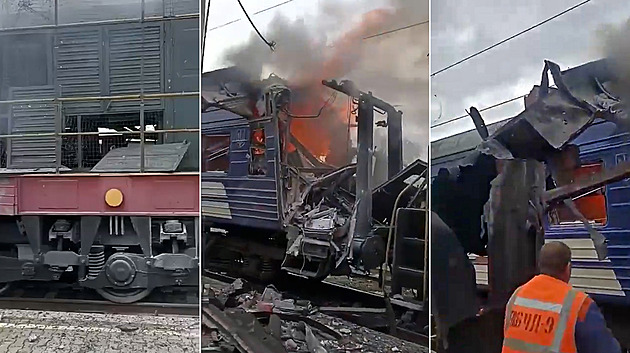 Rusové na Ukrajině zasáhli osobní vlak, úřady hlásí desítky zraněných