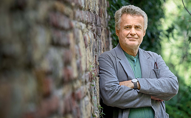 Infekce zubů pomalu a nenápadně poškozuje játra, kůži či mozek, líčí stomatolog