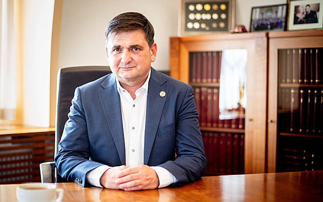 Koalice SPOLU je přežitá, řekl před jednáním špiček ODS Červíček