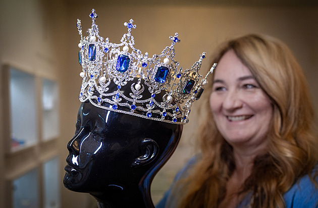 Korunky i odlitky dětských ručiček. Týden sklářů oslavuje řemeslo