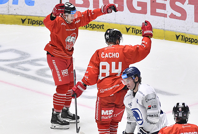 Plzeň se na třetí místo neposunula, v předehrávce podlehla Olomouci