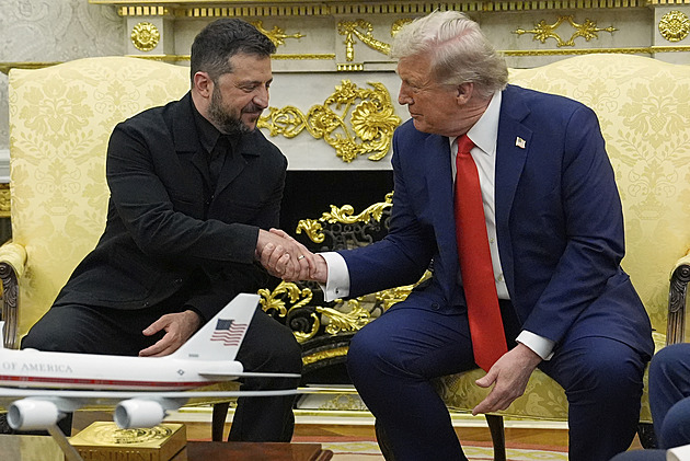 Trump přijal Zelenského v Bílém domě, řeší dodávky střel Tomahawk