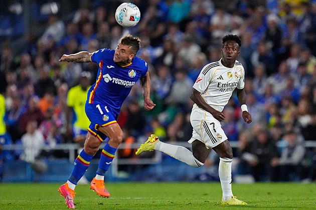 Proto tě všichni nenávidí! Vinícius získal dvě červené a pak se vysmál soupeři