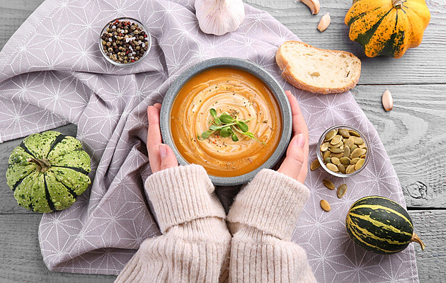 Polévka, ale i slaný koláč či pletenec. Užijte si dýňovou sezonu naslano