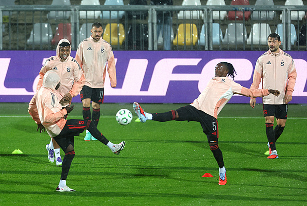 ONLINE: Rijeka - Sparta 0:0, do dohrávky půjdou hosté s Kairinenem a Rynešem