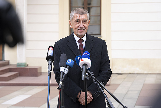 Babiš je na Hradě. Je možné, že ho prezident pověří jednáním o nové vládě