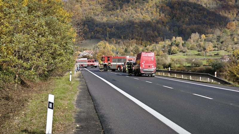 Tragédie na hlavním tahu z Ústí nad Labem do Děčína. Jeden člověk zemřel