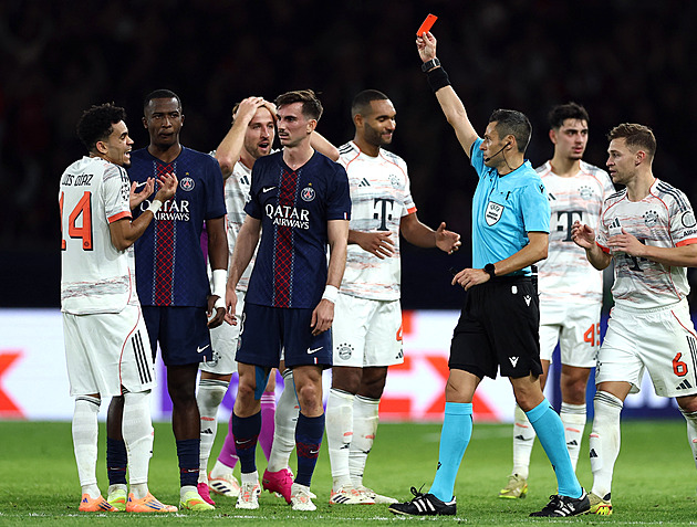 ONLINE: Bayern vede na PSG, dohrává ale v deseti. Liverpool - Real zatím bez branek