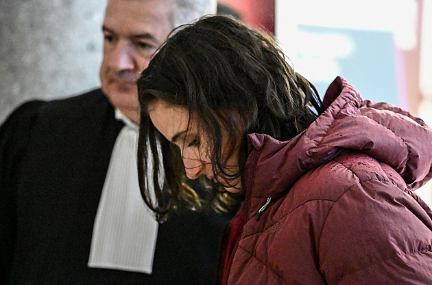 Kradla jsem, nevím proč. Jak šampionka Simonová padala z trůnu do černé díry